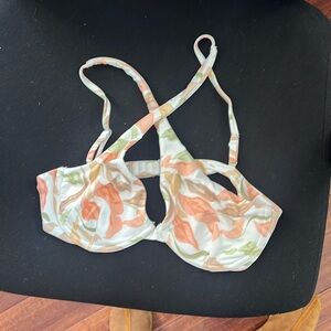 NWOT Abercrombie Criss-Cross Bikini Top